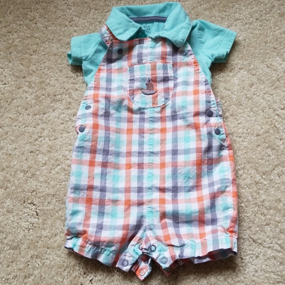 Boys bib and shirt set.